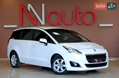 Микровэн Peugeot 5008 2015 в 