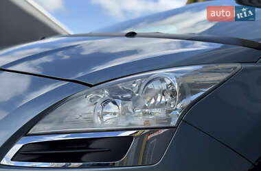 Микровэн Peugeot 5008 2010 в 