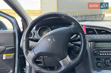 Микровэн Peugeot 5008 2010 в 