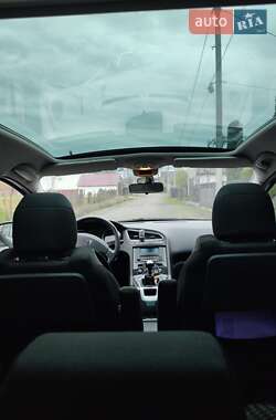 Мікровен Peugeot 5008 2010 в  фото 9 Мікровен Peugeot 5008 2010 в