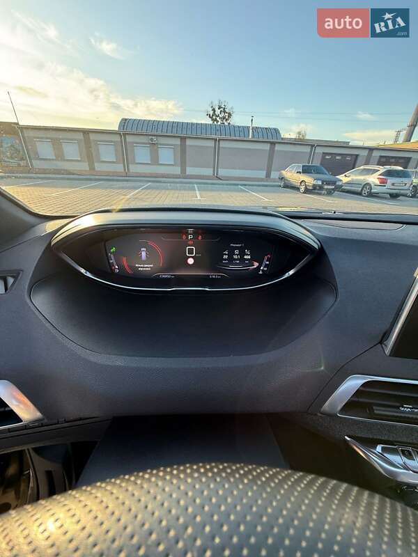 Позашляховик / Кросовер Peugeot 5008 2018 в Черкасах