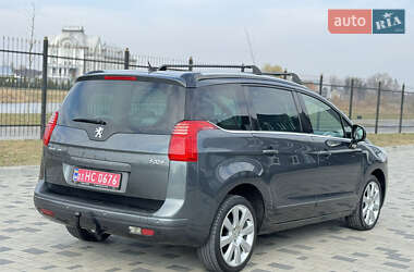 Мікровен Peugeot 5008 2011 в 