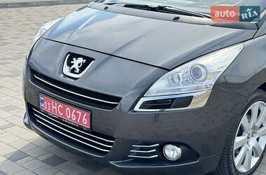 Мікровен Peugeot 5008 2011 в 