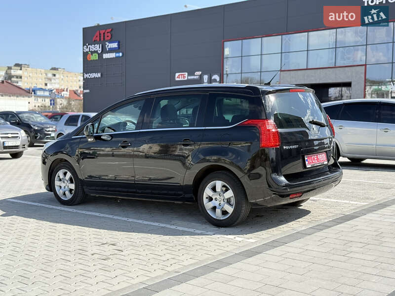 Микровэн Peugeot 5008 2011 в Калуше