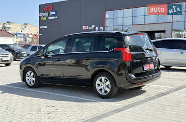 Микровэн Peugeot 5008 2011 в 