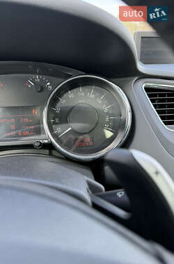 Микровэн Peugeot 5008 2011 в 