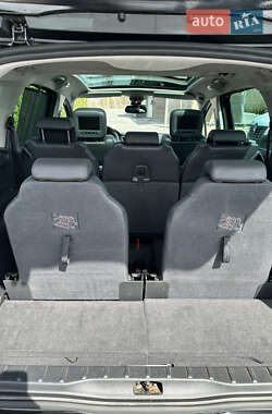 Микровэн Peugeot 5008 2011 в 