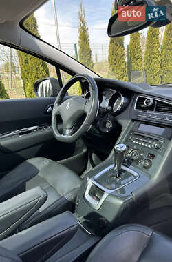 Микровэн Peugeot 5008 2011 в 