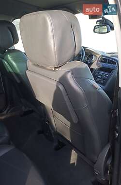 Микровэн Peugeot 5008 2011 в 