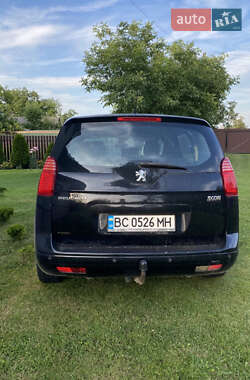 Мікровен Peugeot 5008 2011 в Новояворівську