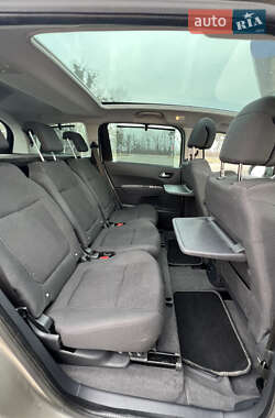 Микровэн Peugeot 5008 2012 в 