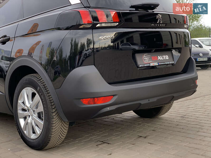 Внедорожник / Кроссовер Peugeot 5008 2019 в Бердичеве