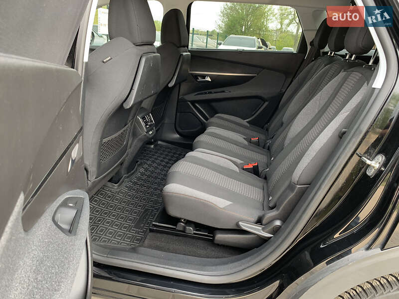 Внедорожник / Кроссовер Peugeot 5008 2019 в Бердичеве