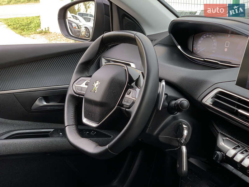 Внедорожник / Кроссовер Peugeot 5008 2019 в Бердичеве