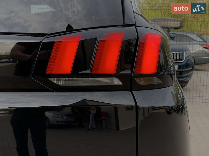 Внедорожник / Кроссовер Peugeot 5008 2019 в Бердичеве