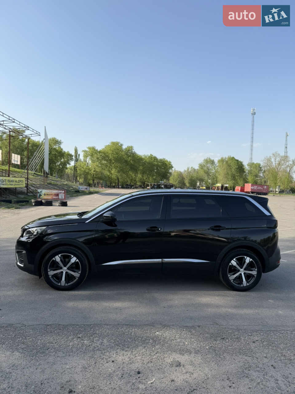 2017 Peugeot 5008 - мініатюра 23