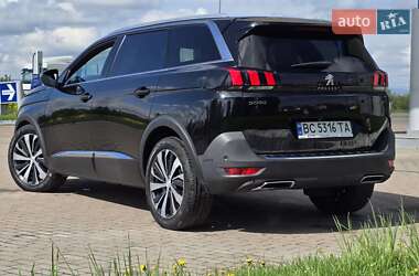 Позашляховик / Кросовер Peugeot 5008 2019 в 