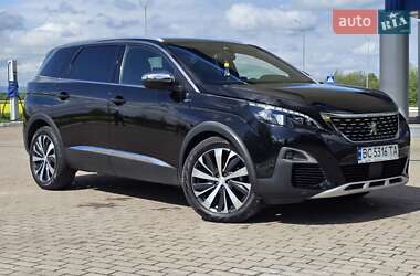 Позашляховик / Кросовер Peugeot 5008 2019 в 