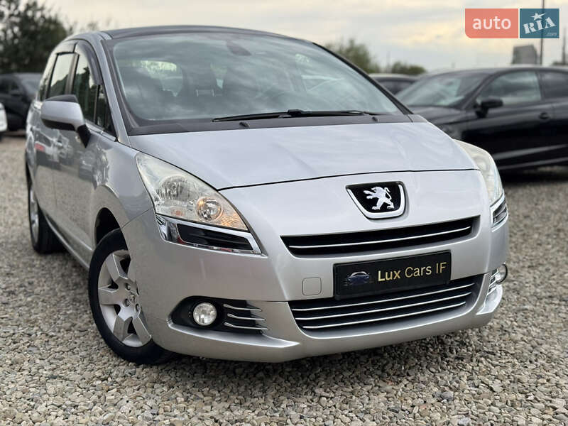 Peugeot 5008 2011