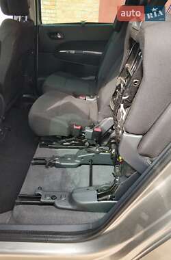 Мікровен Peugeot 5008 2011 в 