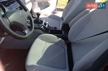 Микровэн Peugeot 5008 2010 в 