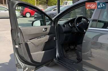 Микровэн Peugeot 5008 2014 в 