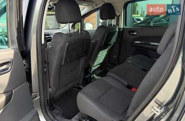 Микровэн Peugeot 5008 2014 в 