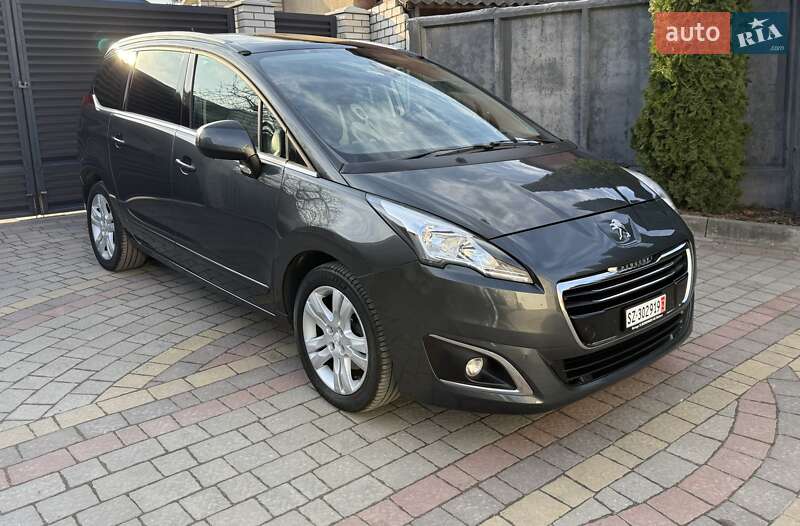 Peugeot 5008 2015