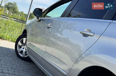 Микровэн Peugeot 5008 2012 в 