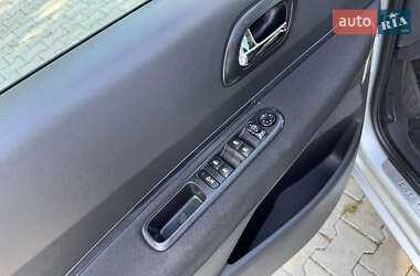 Микровэн Peugeot 5008 2012 в 
