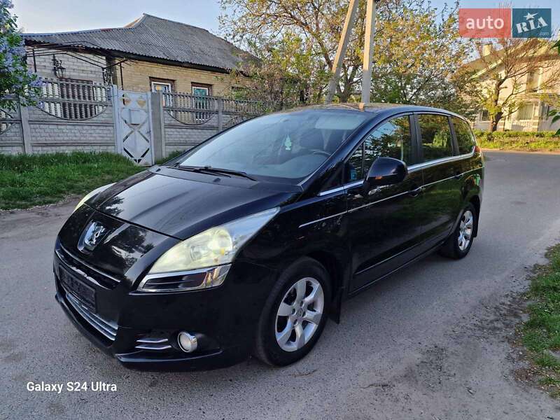 Мікровен Peugeot 5008 2010 в 