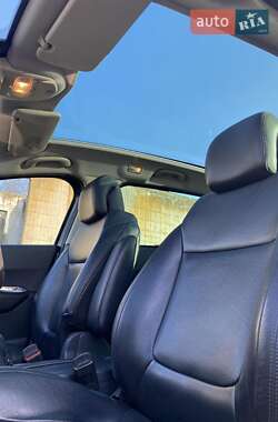 Микровэн Peugeot 5008 2013 в 