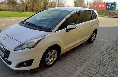 Микровэн Peugeot 5008 2016 в 