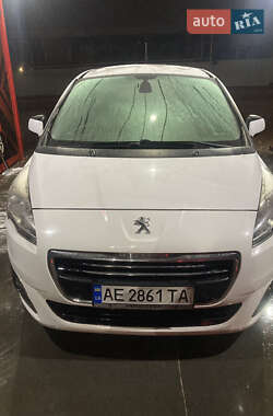 Микровэн Peugeot 5008 2016 в Кривом Роге