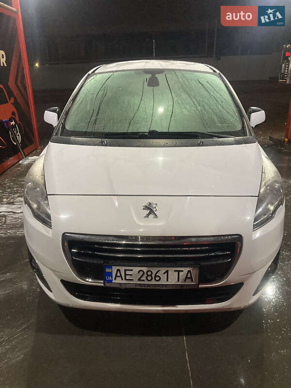 Мікровен Peugeot 5008 2016 в Кривому Розі