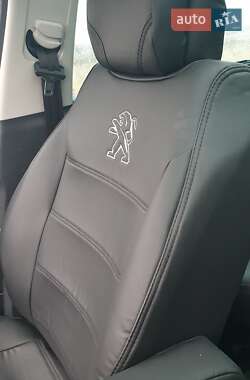 Мікровен Peugeot 5008 2010 в 