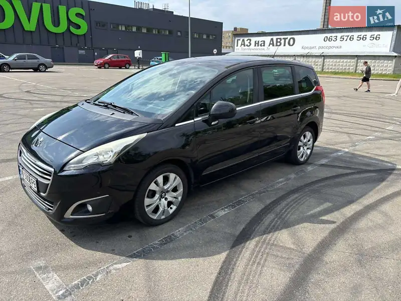 Peugeot 5008