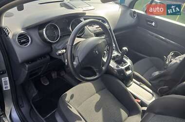 Микровэн Peugeot 5008 2012 в Надворной