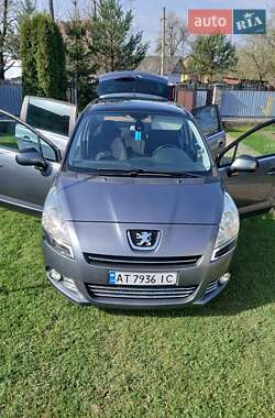 Мікровен Peugeot 5008 2011 в 