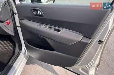 Микровэн Peugeot 5008 2016 в Луцке