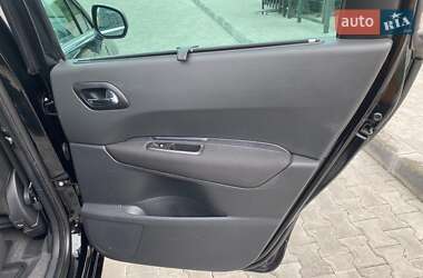Микровэн Peugeot 5008 2011 в 