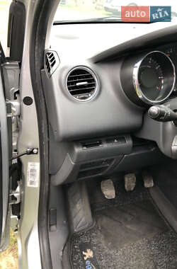 Микровэн Peugeot 5008 2009 в 