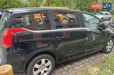 Микровэн Peugeot 5008 2011 в Киеве