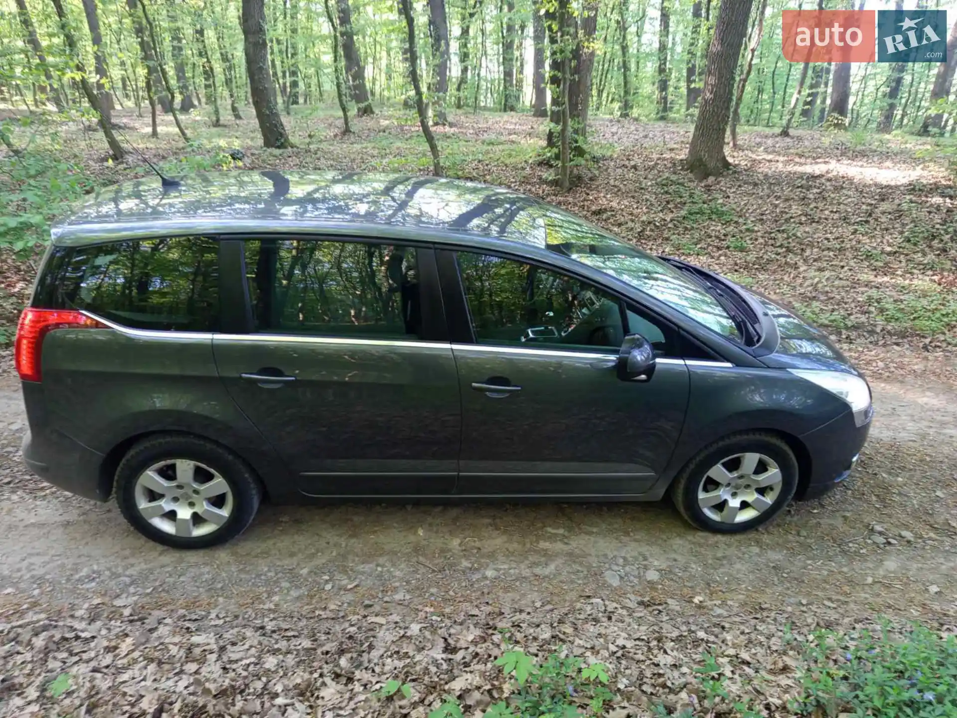 2010 Peugeot 5008 - мініатюра 27