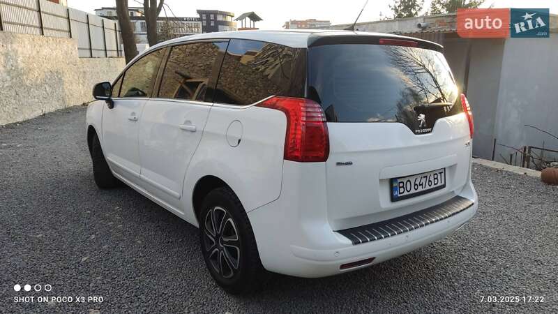 Мікровен Peugeot 5008 2014 в Тернополі