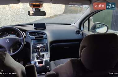 Мікровен Peugeot 5008 2014 в 