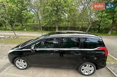 Мікровен Peugeot 5008 2013 в Дрогобичі