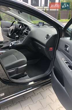 Микровэн Peugeot 5008 2014 в 