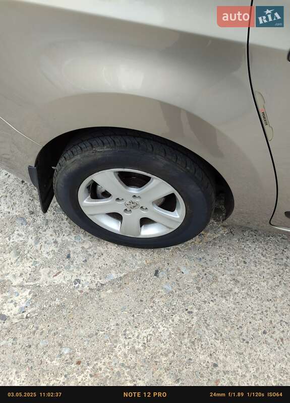 Мікровен Peugeot 5008 2011 в Києві