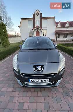 Микровэн Peugeot 5008 2010 в 
